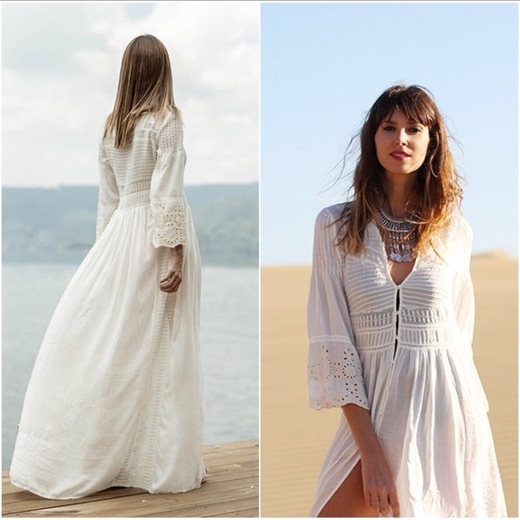 Zara Other - Zara embroidered flowing robe